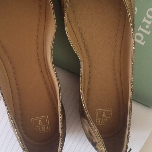 FRYE Metallic Carson Ballet Flats - Picture 6 of 7